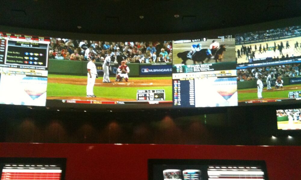 MLB Free Pick Wednesday – The Vegas Parlay