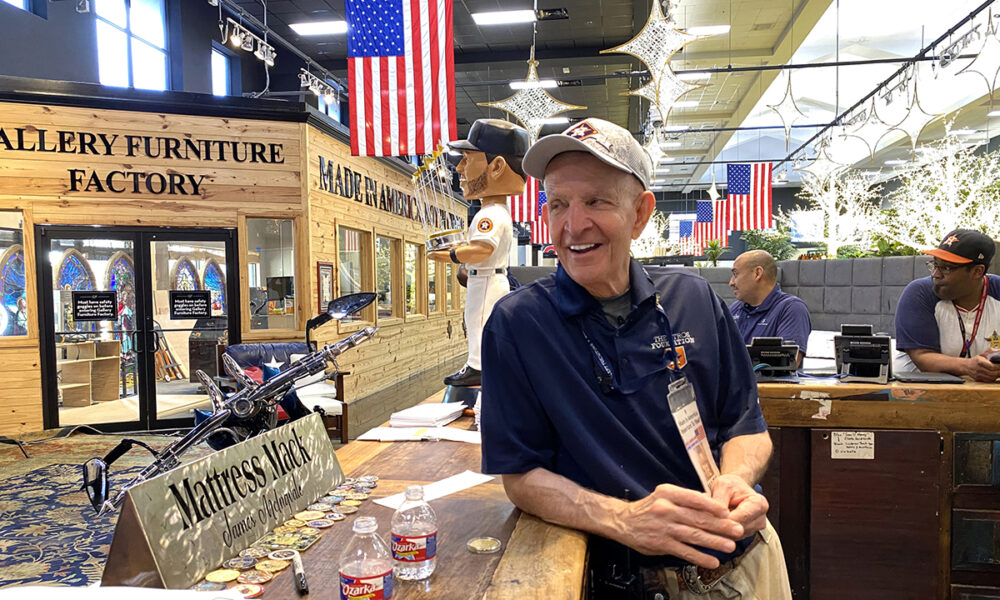 ‘Mattress Mack’ bets $5.5M on Kansas to win NCAA championship