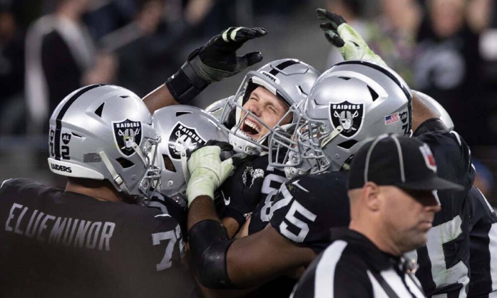 Raiders will top alternate NFL win total at Circa, pro bettor says
