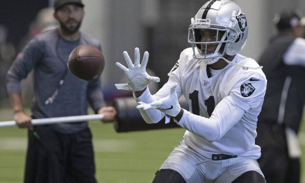 Raiders provide safe landing spot for Demarcus Robinson