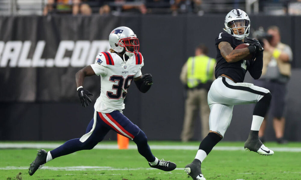 Raiders impressive in well-played win over Patriots