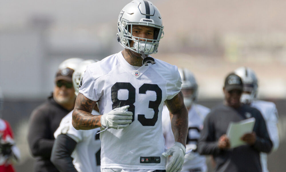 Raiders’ Darren Waller inspired by Las Vegas Aces’ parade