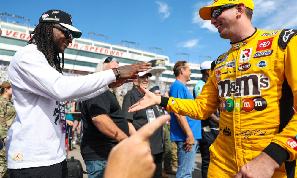 Kyle Busch battles for top-five finish at NASCAR South Point 400