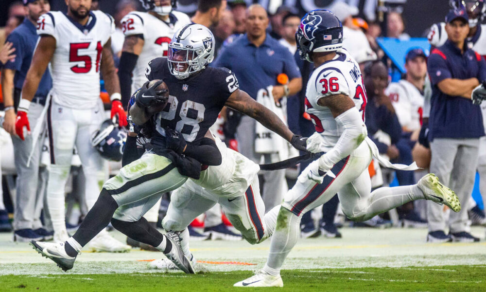 Raiders’ Josh Jacobs leads offense to A- grade