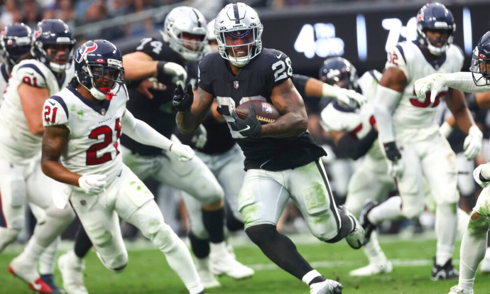 Raiders’ physical run game fueling an offensive revival