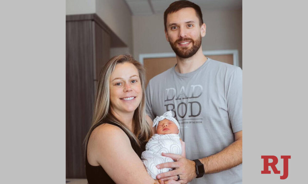 UNLV women’s basketball coach Lindy La Rocque welcomes first child