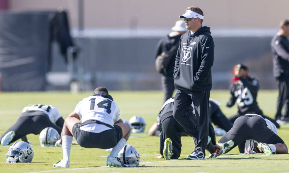 Raiders’ Josh McDaniels sees no signs of quit in team