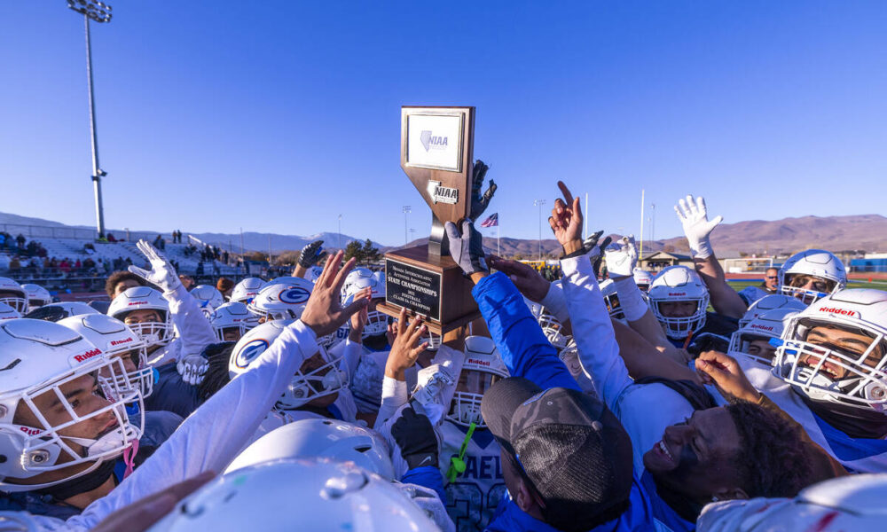 Bishop Gorman football whips Bishop Manogue in 5A state title game