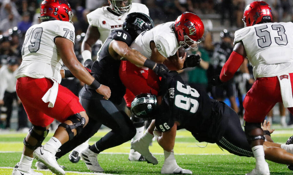 UNLV football loses to Hawaii; Rebels’ bowl drought continues