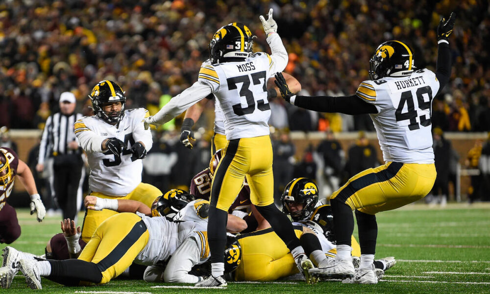 Iowa, Minnesota set betting record for lowest college football total