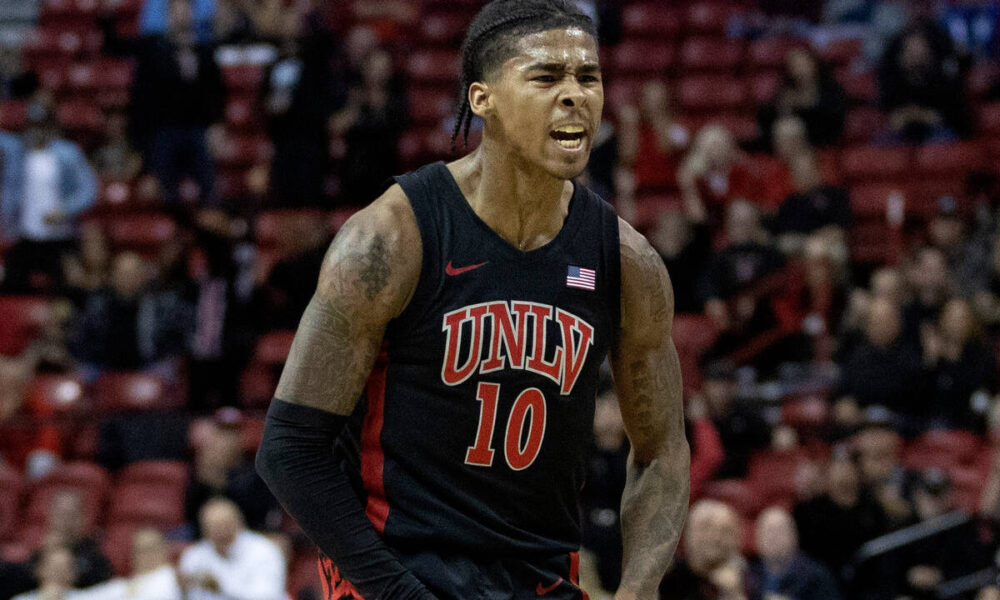 UNLV stays perfect, beats Minnesota in SoCal Challenge