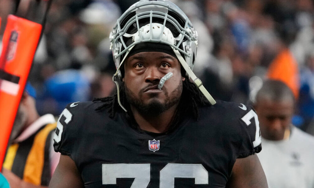 Raiders release John Simpson, former starting offensive lineman