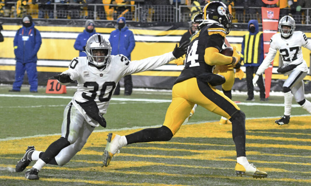 Raiders self-destruct again in loss to Pittsburgh Steelers