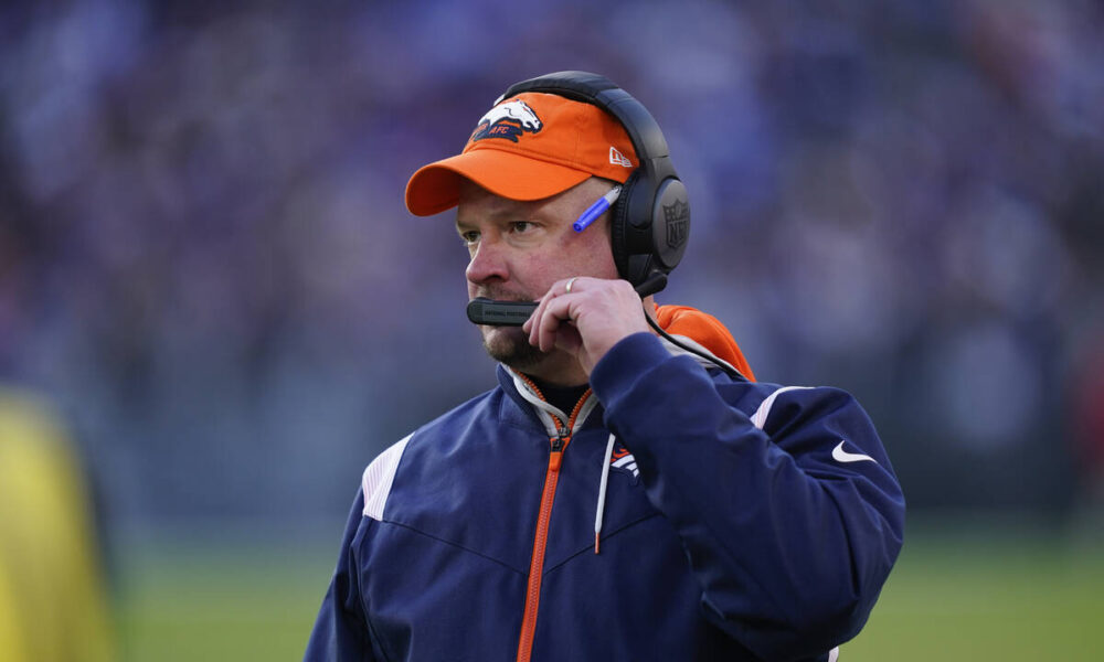Broncos fire rookie head coach Hackett after 4-11 start