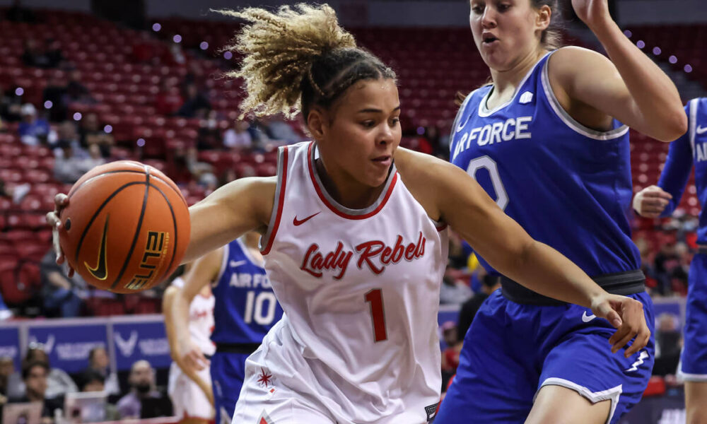 UNLV’s Nneka Obiazor out for season with knee injury