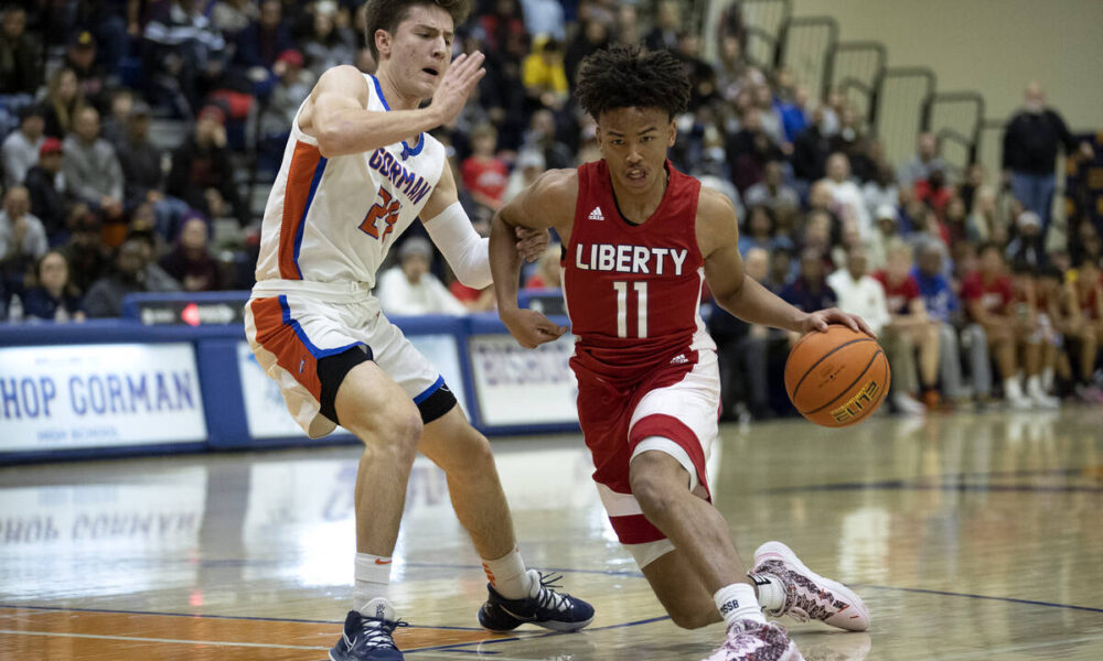 Liberty basketball blows out Bishop Gorman — PHOTOS