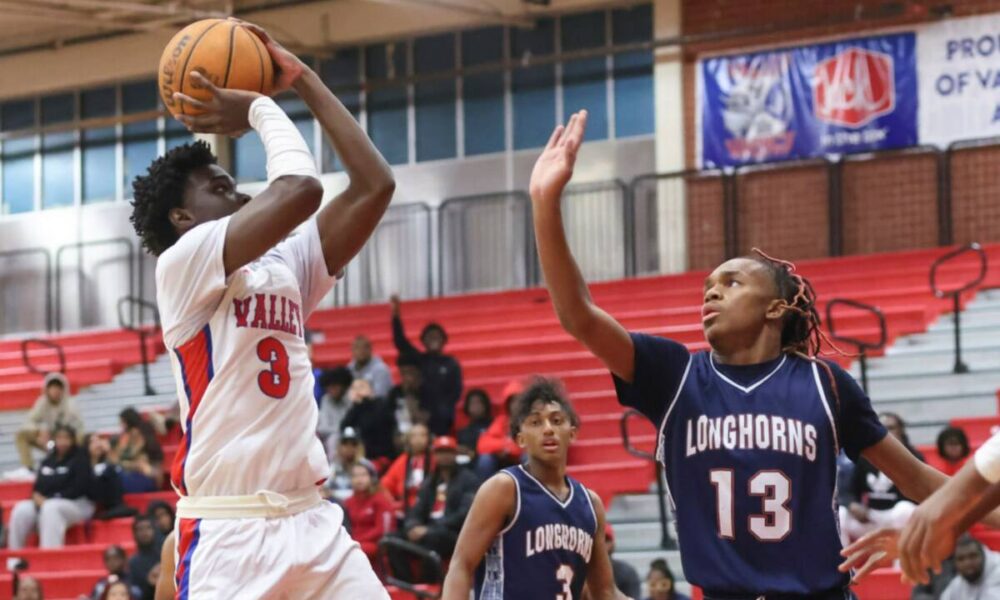 Valley boys basketball defeats Legacy, takes control of divison — PHOTOS