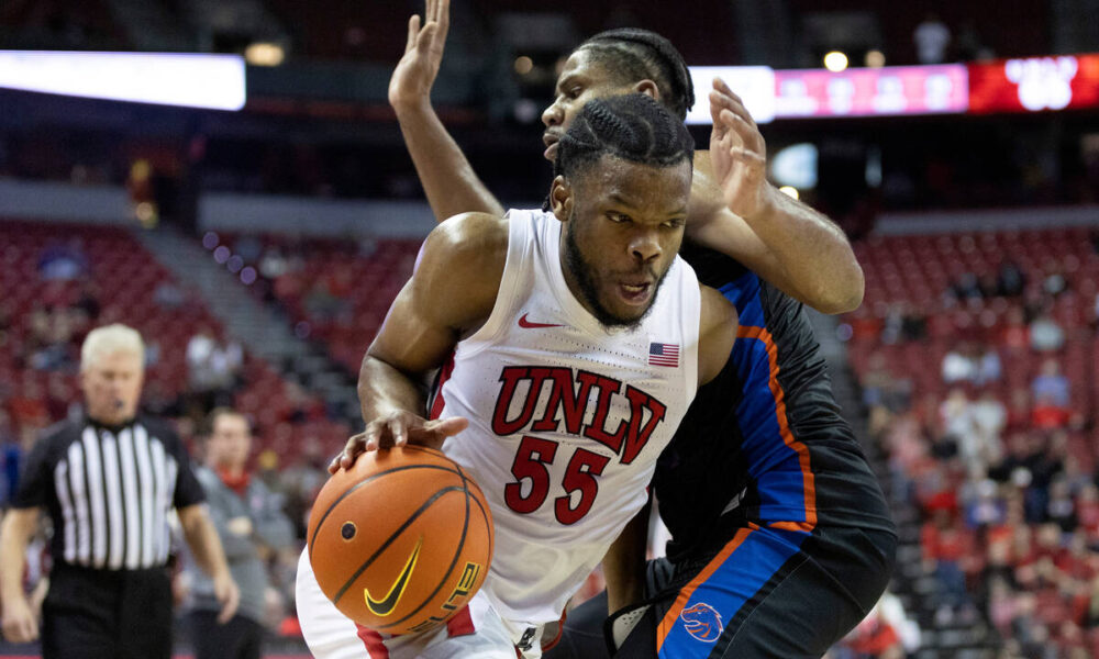 UNLV basketball, down 2 starters, loses to Boise State