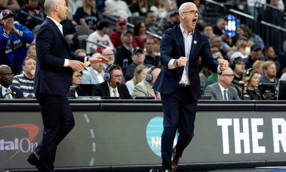 UConn coach Dan Hurley surely making father Bob Hurley proud