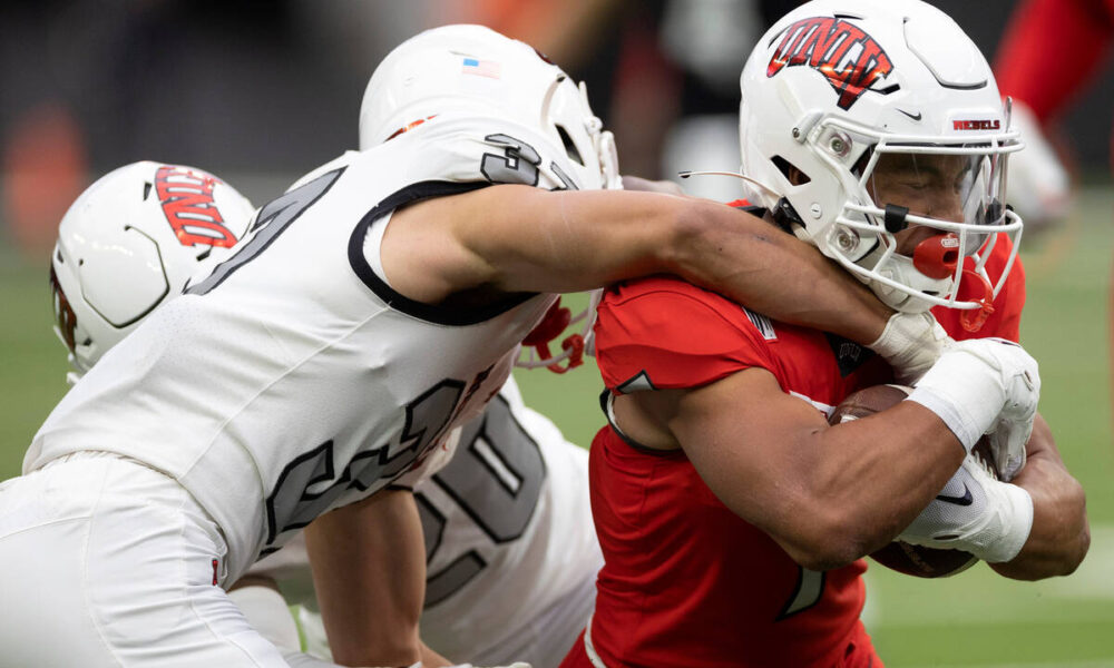 UNLV football spring showcase highlighted by Jacob De Jesus, Barry Odom