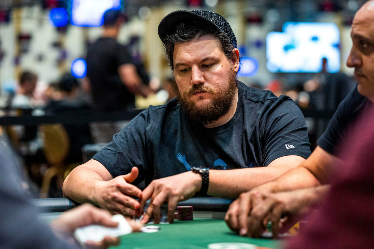 WSOP Shaun Deeb focuses on player of the year award Fan Shotz