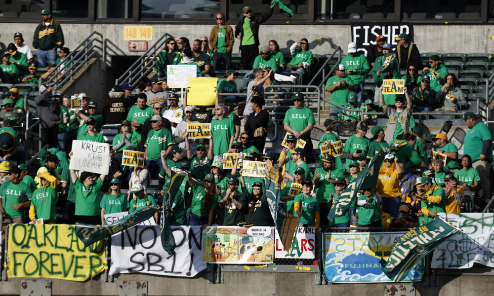 Athletics fans pledge to continue fight to keep team in Oakland