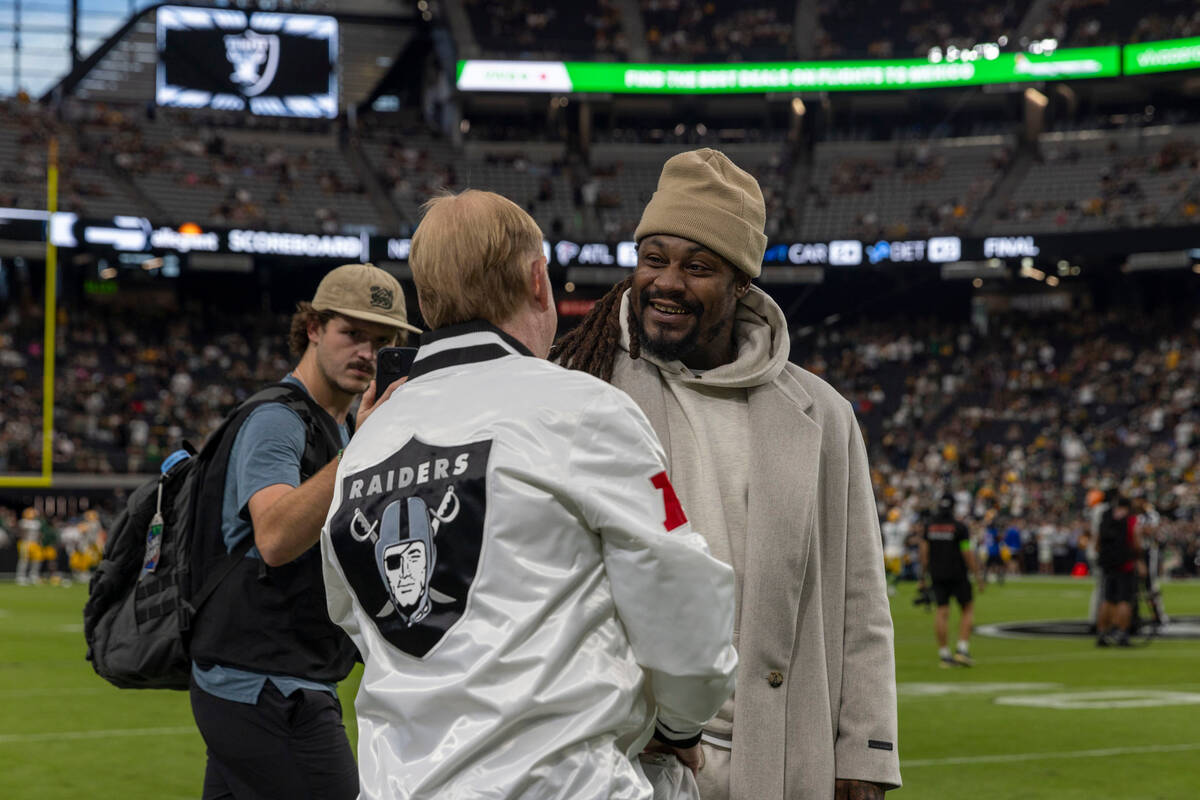 Marshawn Lynch, Golden Knights Goalie Adin Hill Talk At Raiders Game ...