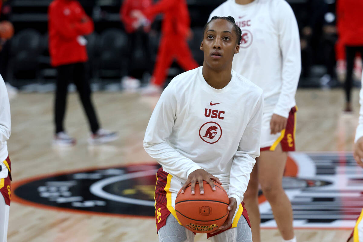 USC ‘s Aaliyah Gayles returns to basketball court 19 months after shooting | Basketball