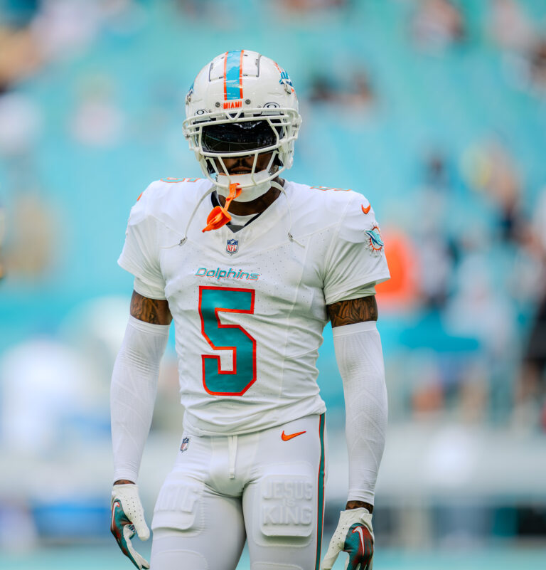Raiders vs Miami
