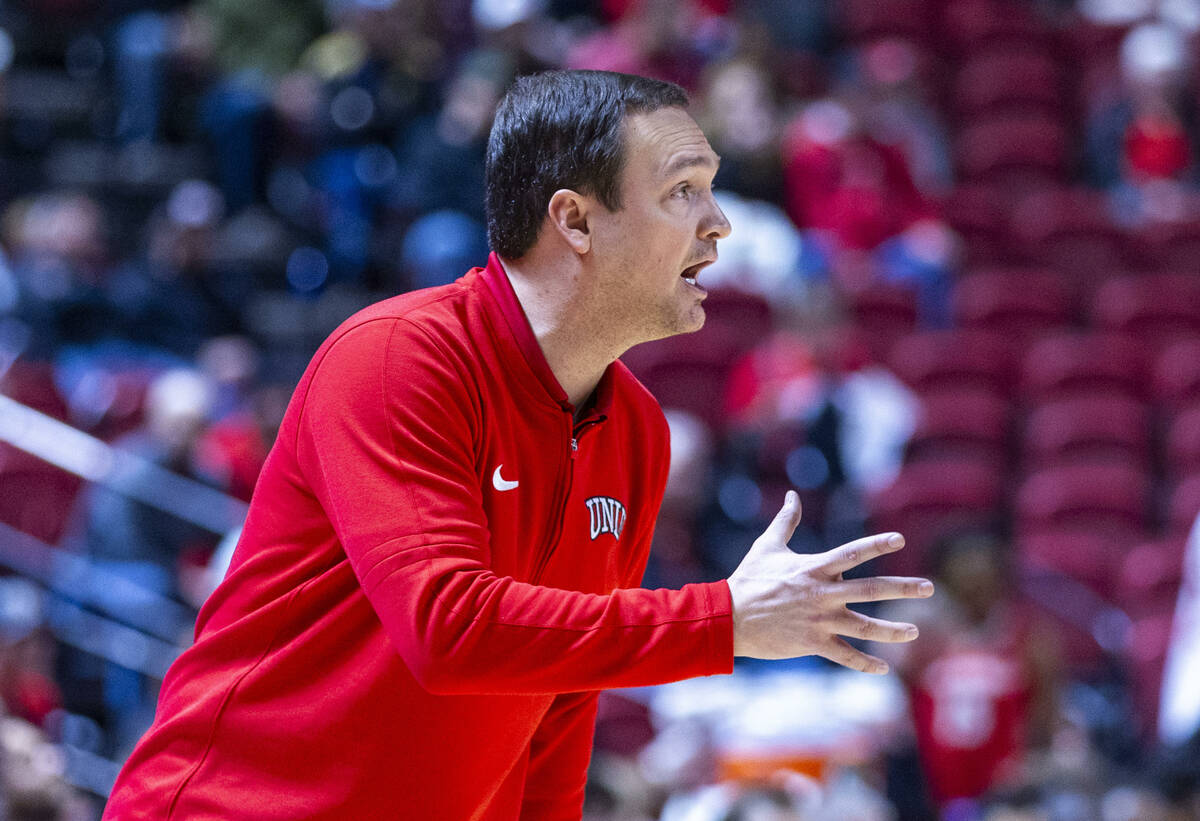 UNLV, Rob Whaley Jr. snap Boise State’s record home winning streak | UNLV Basketball | Sports