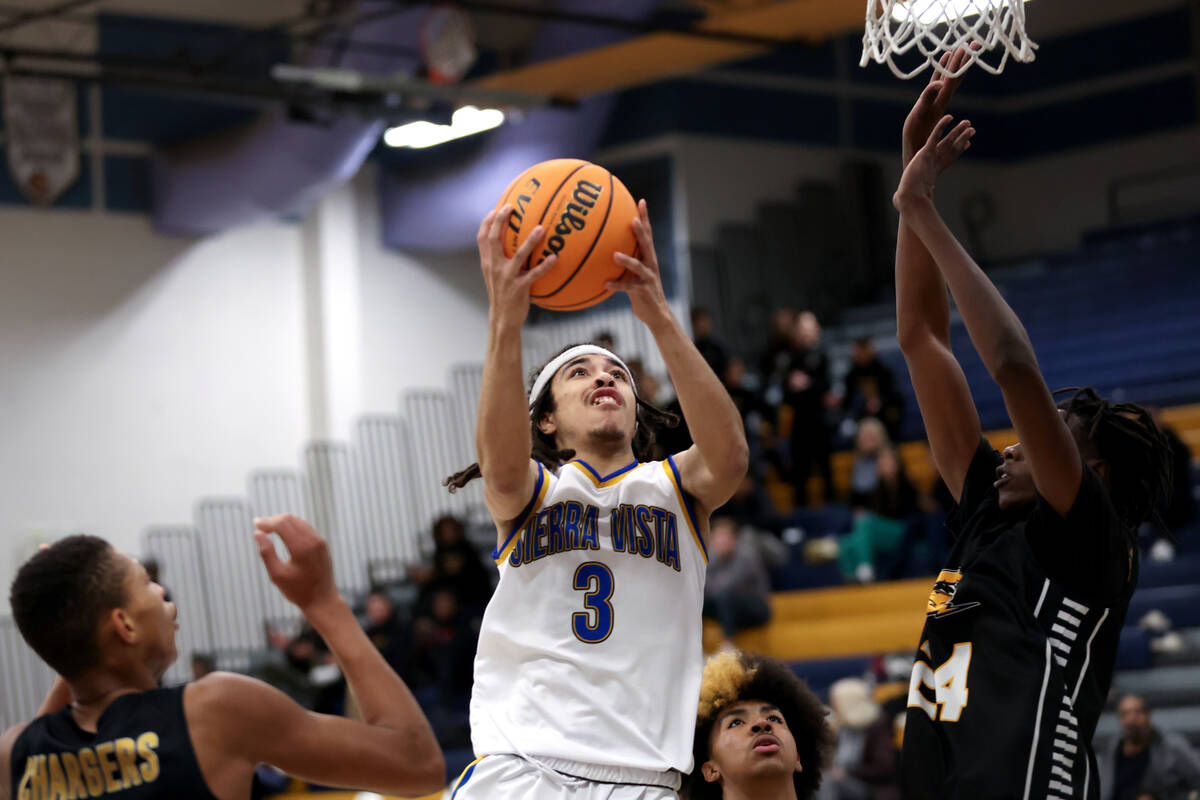 Sierra Vista boys basketball beats Clark on Khamari Taylor layup