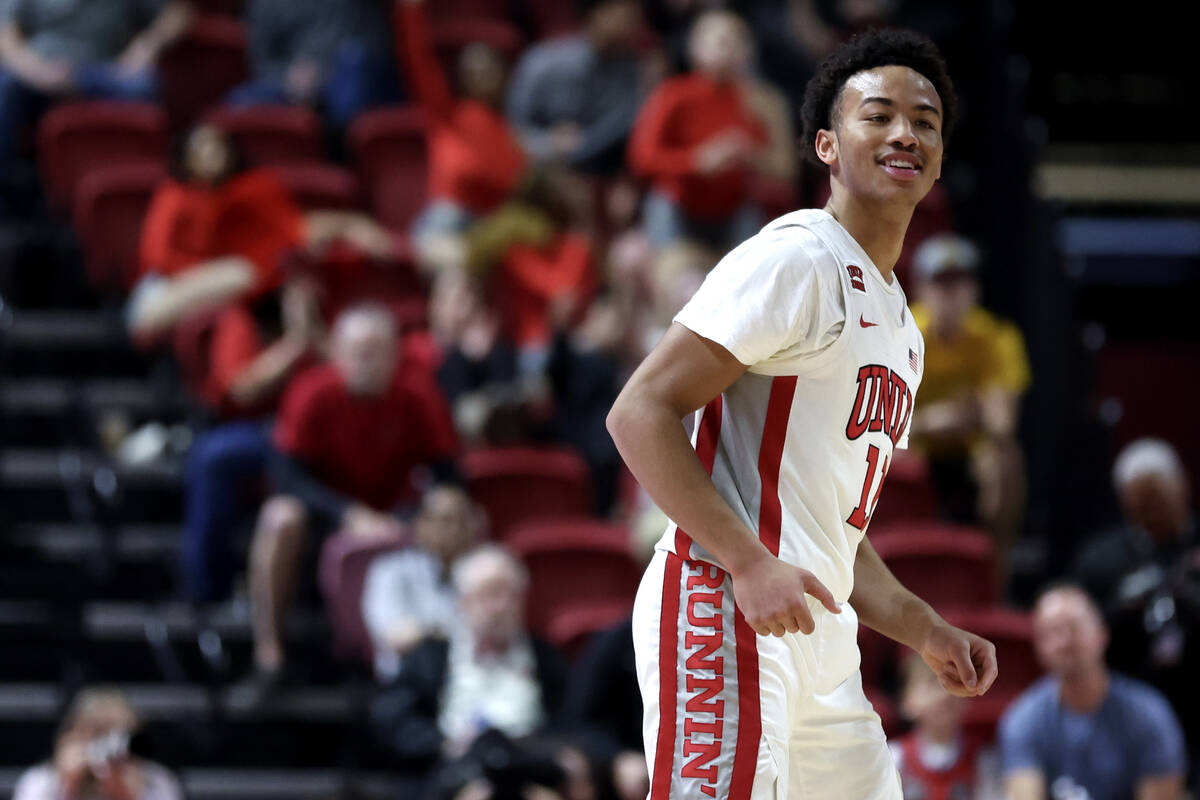 UNLV men’s basketball plays at Fresno State in tight Mountain West | UNLV Basketball | Sports
