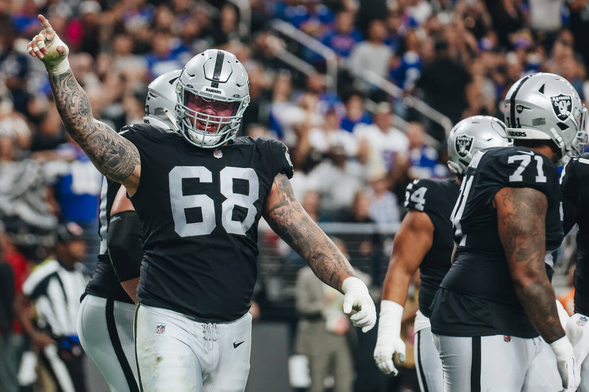 Raiders’ center Andre James re-signs before start of NFL free agency | Raiders News