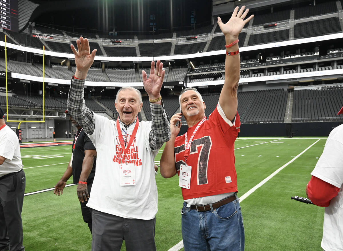 UNLV football welcomes 1984 team at Spring Showcase | Ed Graney | Sports