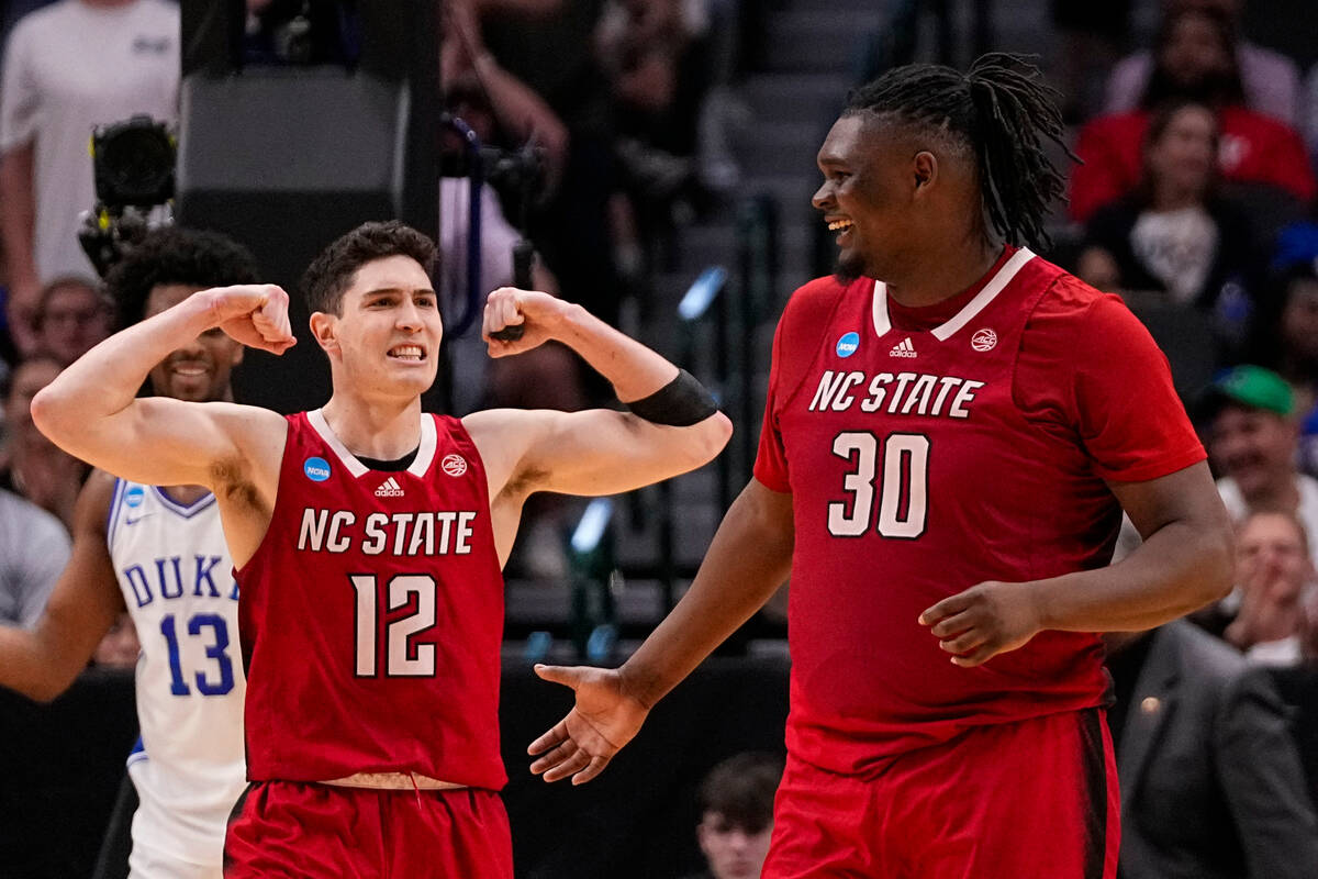 Final Four best bets from hot NCAA Tournament handicappers | Todd Dewey | Sports