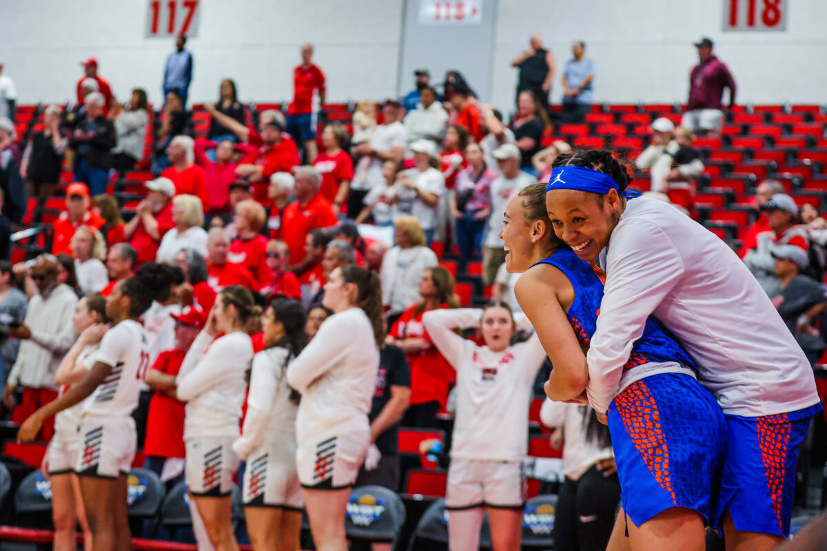 UNLV Lady Rebels basketball loses to Florida in WBIT buzzer-beater | UNLV Basketball | Sports