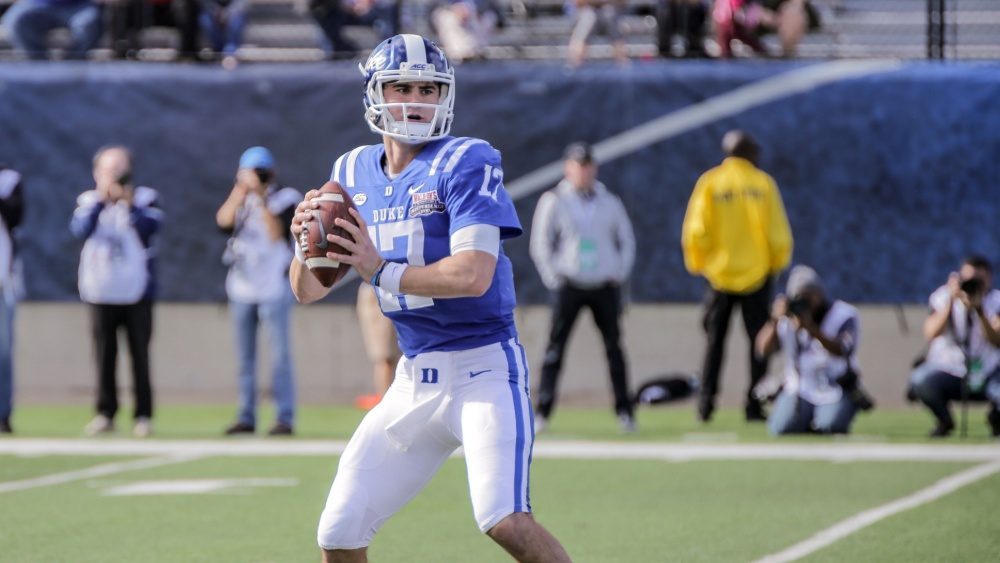 QB Daniel Jones finalizes 1-year, $14-million deal with Indianapolis Colts | KKGK, KLAV, KWWN, KRLV (LVSN)