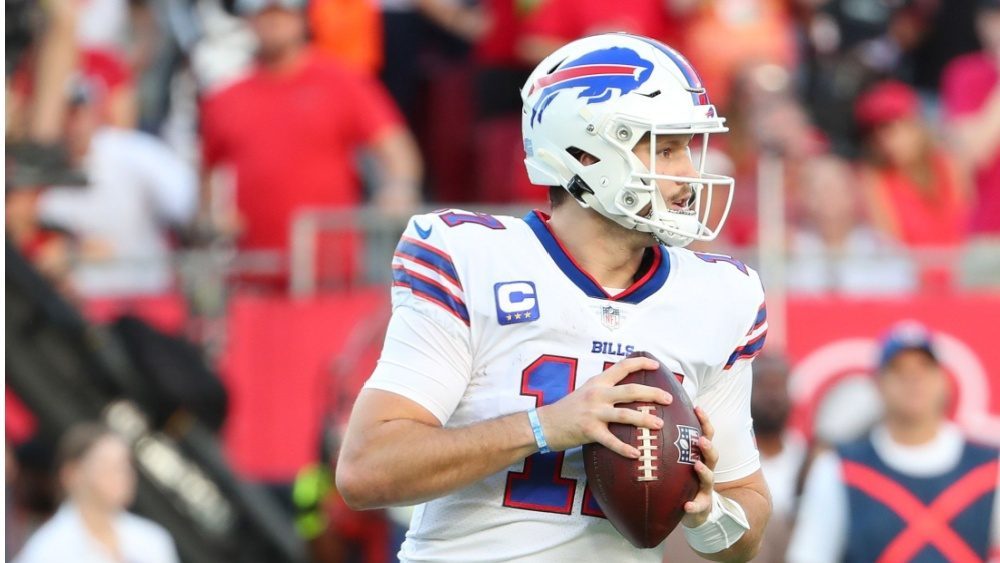 Buffalo Bills QB Josh Allen marries actress Hailee Steinfeld in California ceremony | KKGK, KLAV, KWWN, KRLV (LVSN)