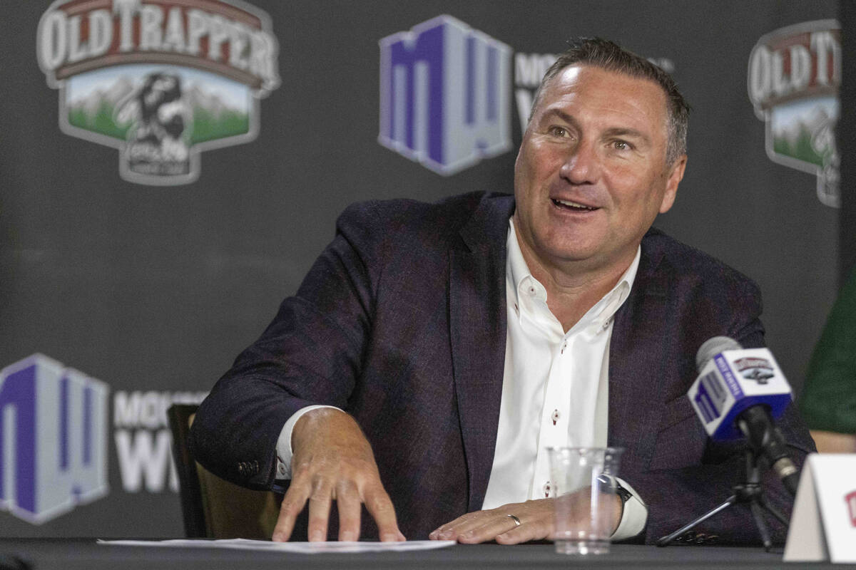 UNLV football coach Dan Mullen brings SEC mindset to Mountain West | UNLV Football | Sports