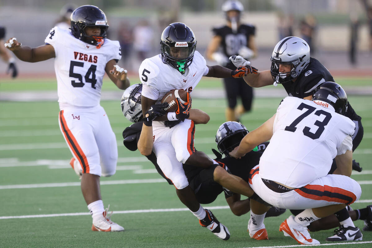 Nevada high school football: Tanner Vibabul leads Las Vegas past Palo Verde