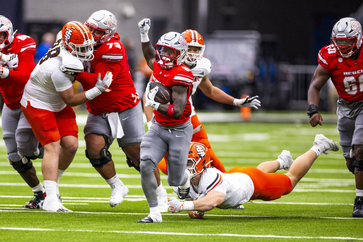 UNLV football looks to improve against Sam Houston after struggling in opener | UNLV Football | Sports