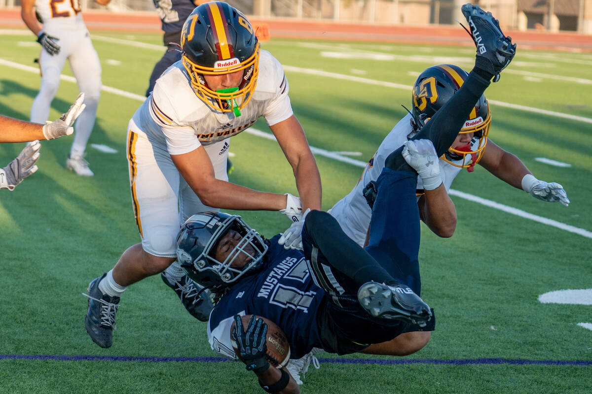 Nevada high school football: Shadow Ridge holds off Simi Valley (Calif.)