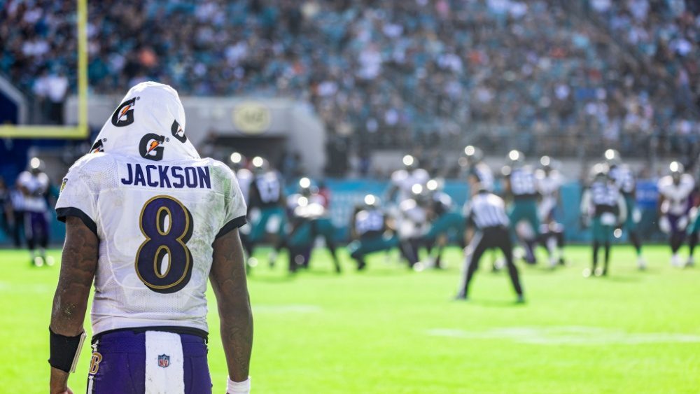 Lamar Jackson speaks out on shoving Bills fan after getting struck on helmet following DeAndre Hopkins touchdown | KKGK, KLAV, KWWN, KRLV (LVSN)