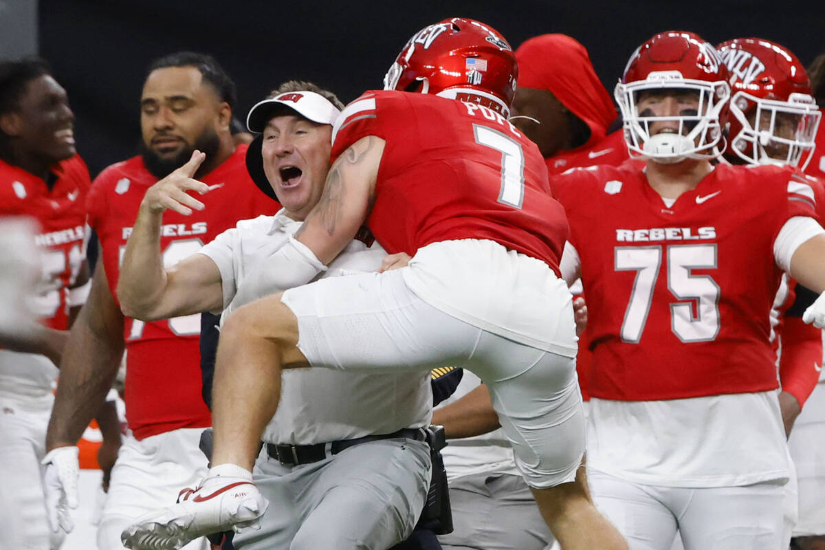 UNLV football remains undefeated with shootout win over Air Force | UNLV Football | Sports