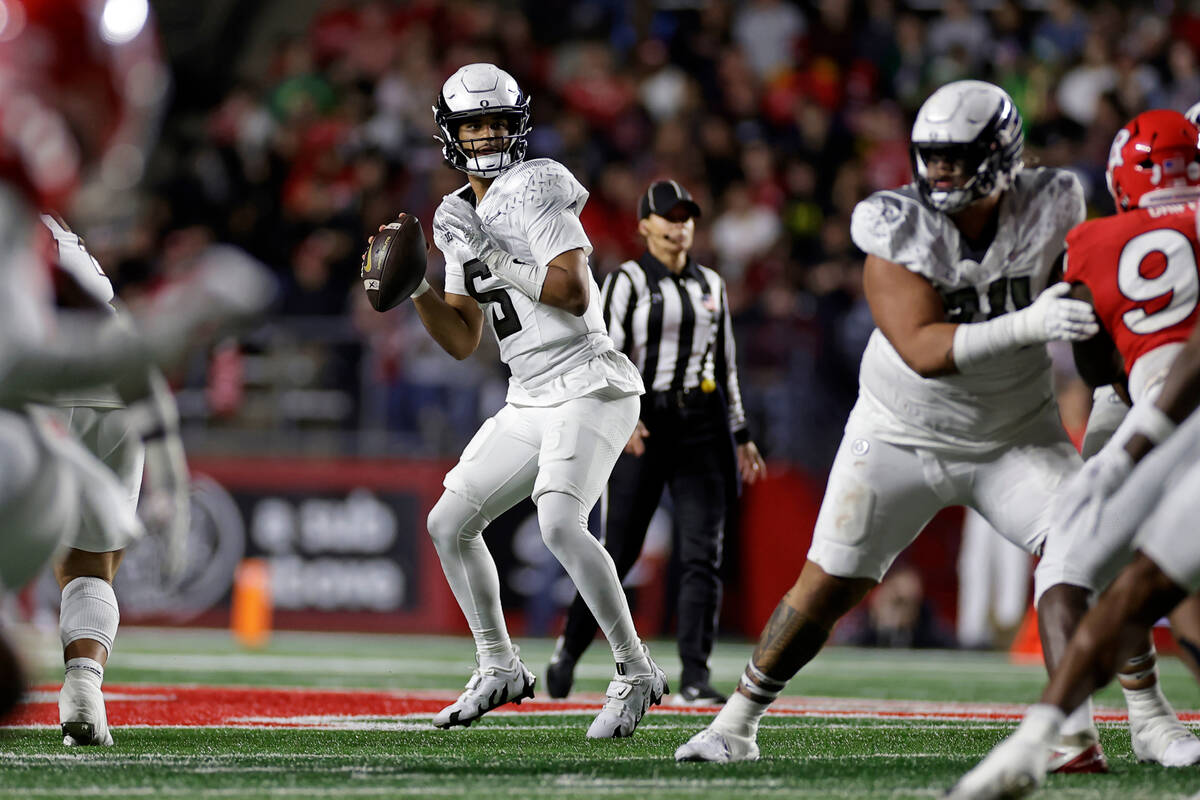 Raiders land Oregon quarterback Dante Moore in 2026 NFL mock draft | Raiders News