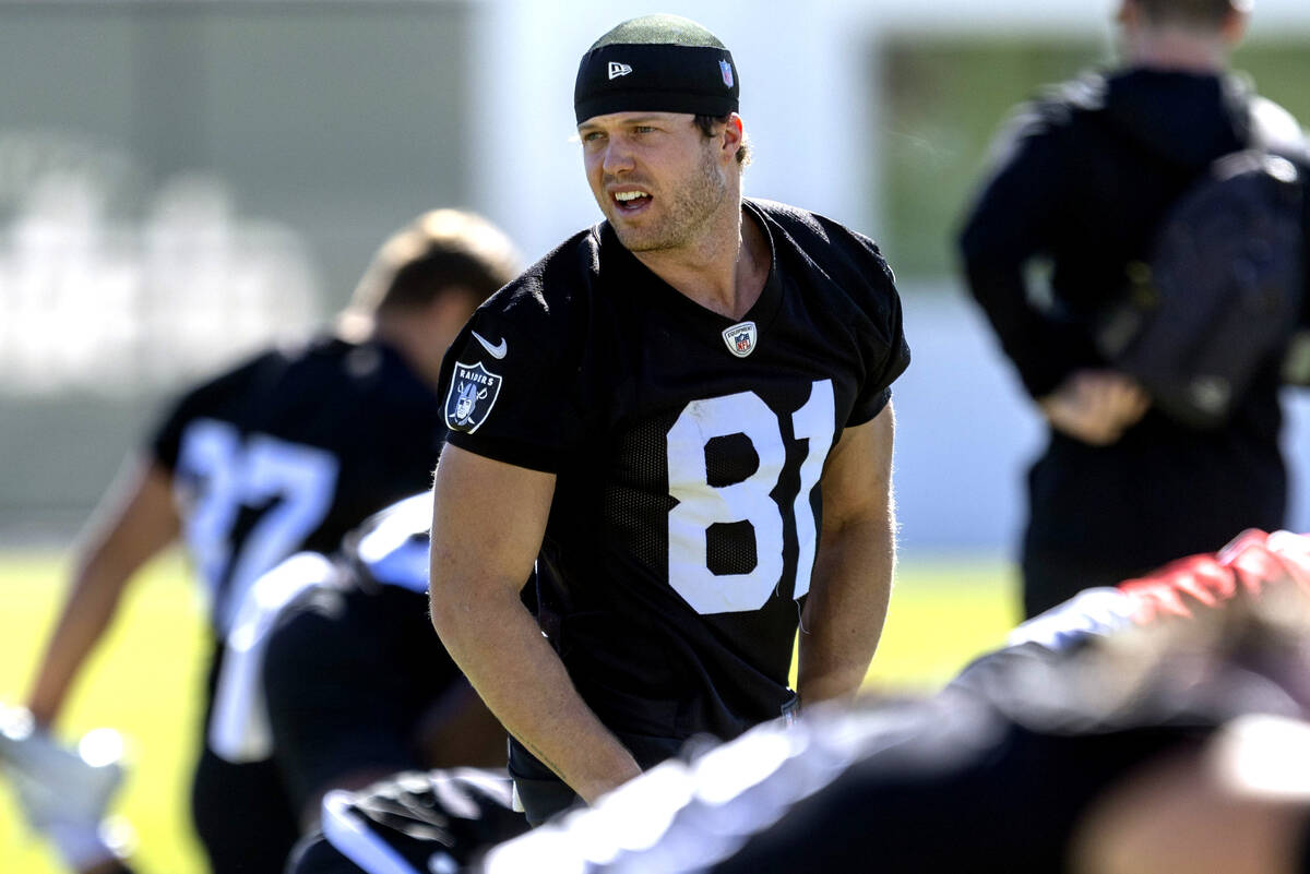 Raiders practice squad roster includes Cam Miller, Chris Collier | Raiders News