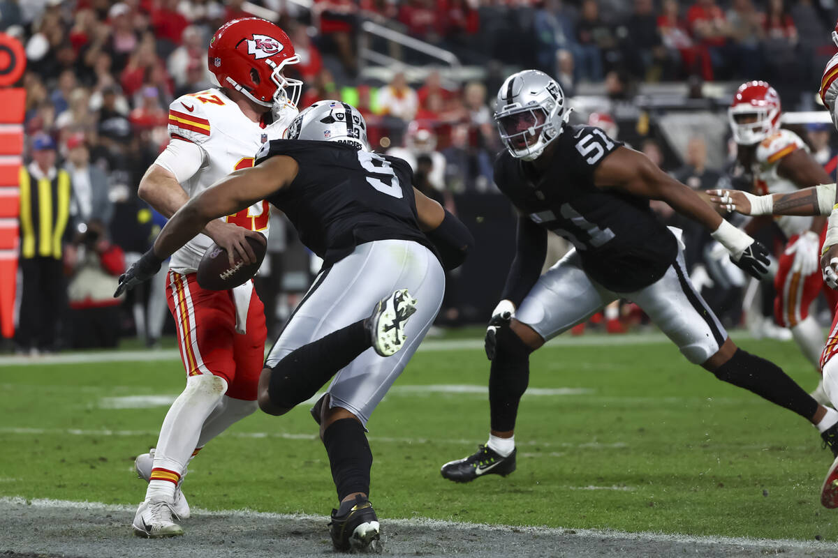 Raiders beat Chiefs 14-12, still lock up No. 1 pick in 2026 NFL draft