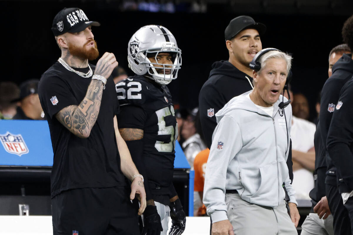 Raiders face pivotal offseason after 14-12 win over Chiefs