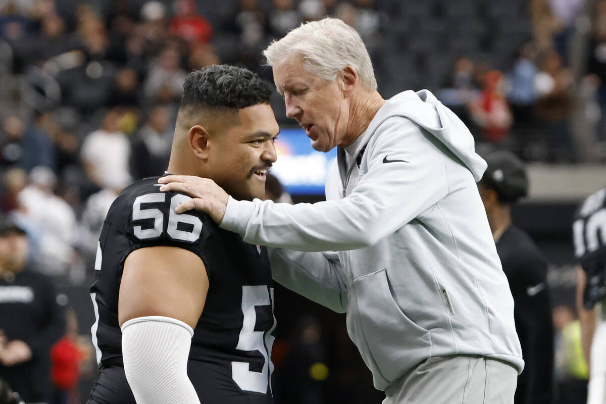 Raiders Beat Chiefs, Still Land No. 1 Pick After Season of Struggles