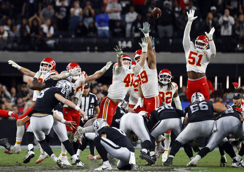 Raiders Secure No. 1 Draft Pick, Then Beat Chiefs on Carlson’s 60-Yard Field Goal